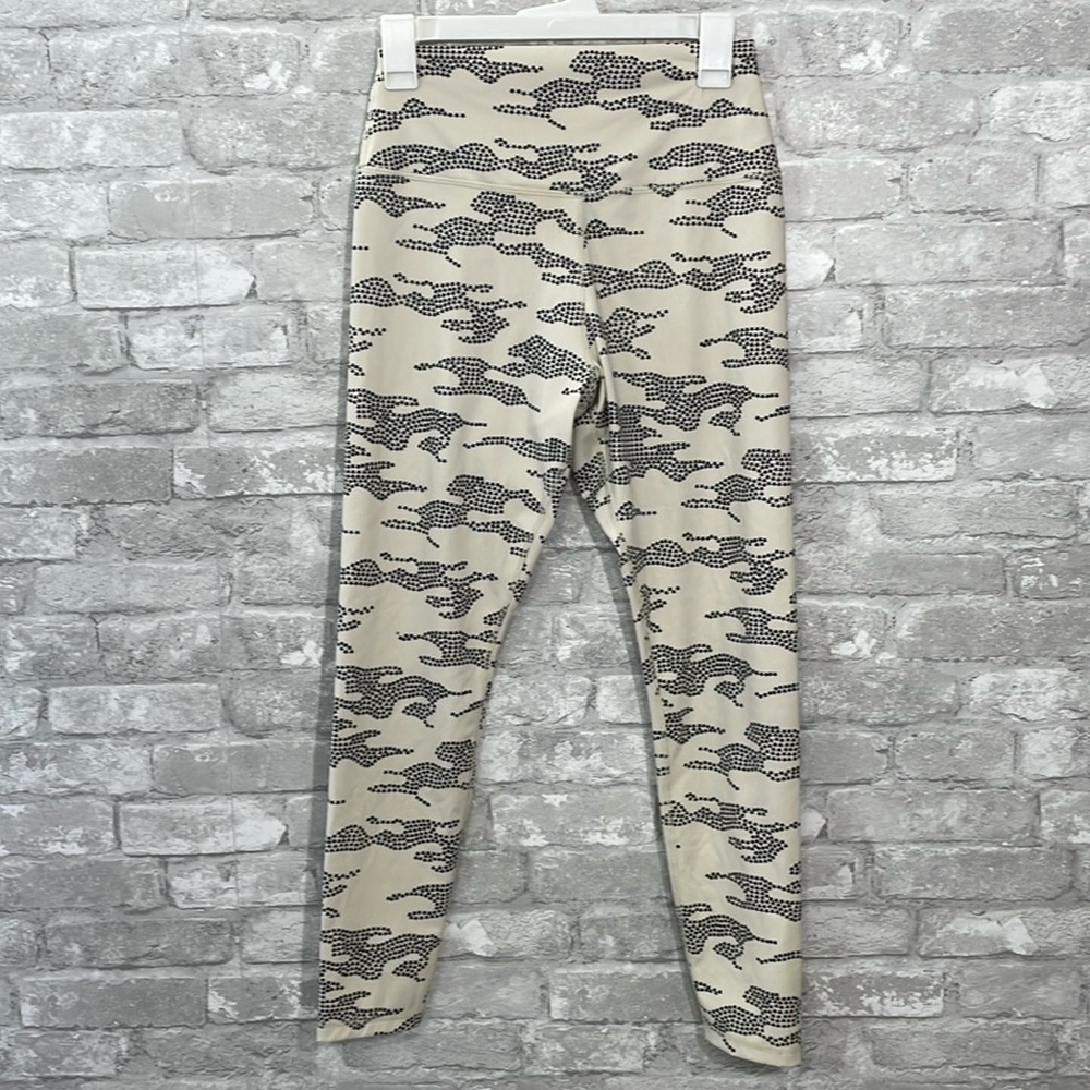 GLYDER Camo Star Print Leggings
